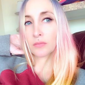 Meet your Posher, Nikki